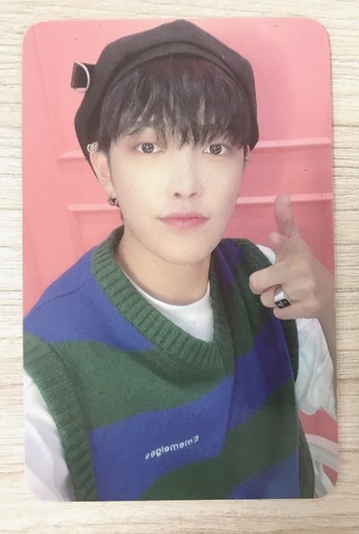 金弘中 Fever pt.3 EL 簽售卡（有損）