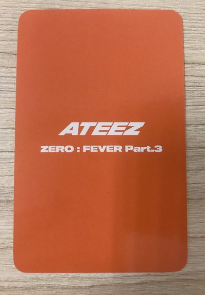 金弘中 Fever pt.3 EL 簽售卡（有損）