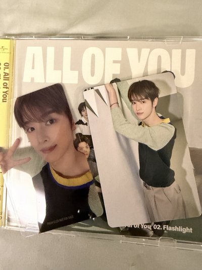 成燦原皮娃+成燦髮圈綁圖一二三