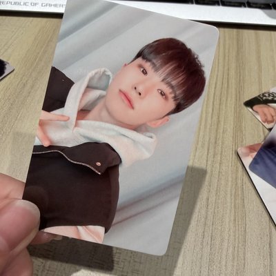 一直娛 SEVENTEEN 勝哲 俊輝 順榮 知勳 珉奎 碩珉 韓率 李燦