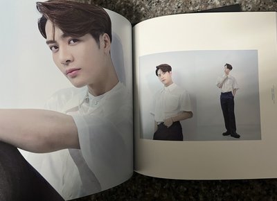 GOT7 2019 WORLD TOUR KEEP SPINNING  寫真書