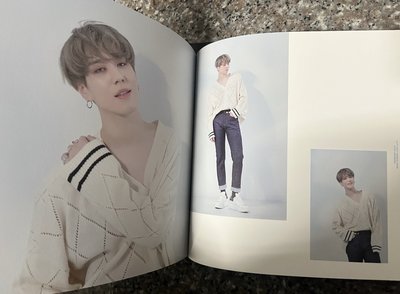 GOT7 2019 WORLD TOUR KEEP SPINNING  寫真書