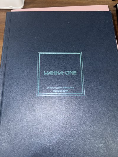 WANNA ONE 爲了不讓我們失去記憶+畢業寫真
