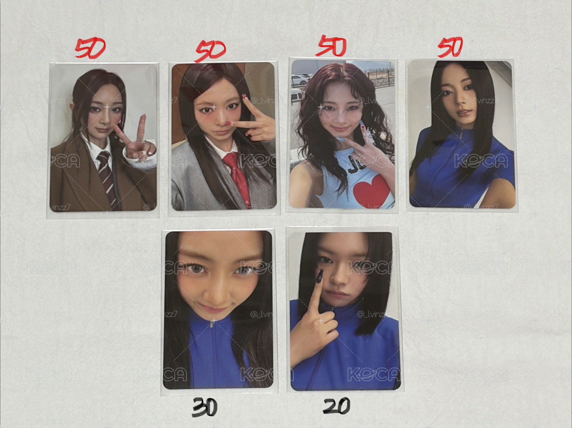 TWICE 小卡