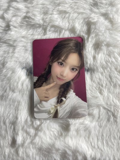 直出 jiwoo FORWARD sr 4.0 簽售卡 妖精滿額友