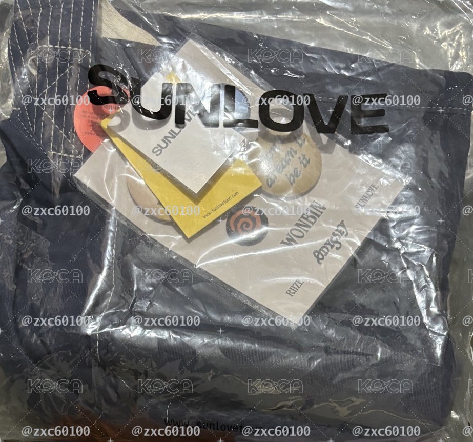 Sunlove線下快閃購入 側背包含彬徽章 RIIZE