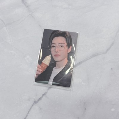 （送）大瑕疵 迷六 yzy 預售3.0 特典卡