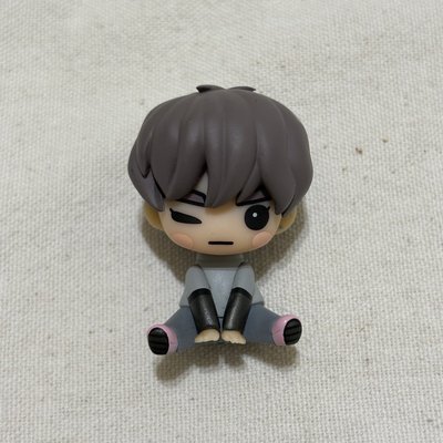 Got7 Mark FLY 坐姿公仔