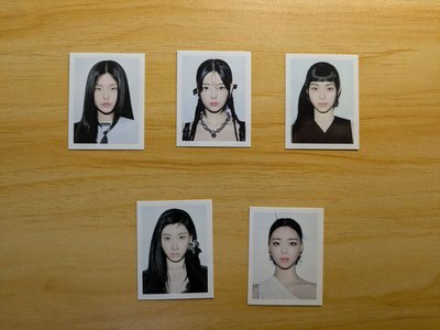 【十元一標】🥊 迷九 預購禮_證件照一套| 預購禮_分隊卡一套| 髮夾領| 娜明信片| 團體明信片 套出