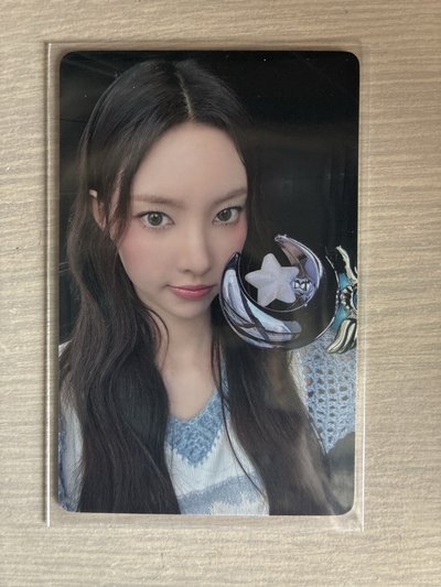 bomb yzy 6.0 幸運卡 