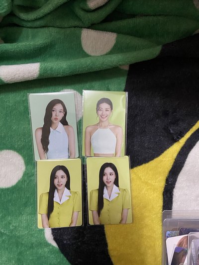 TWICE代言康普茶娜志MI小卡