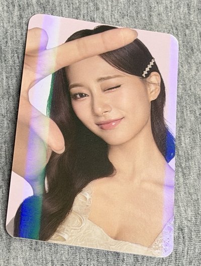 子瑜聯名閃卡（有損）