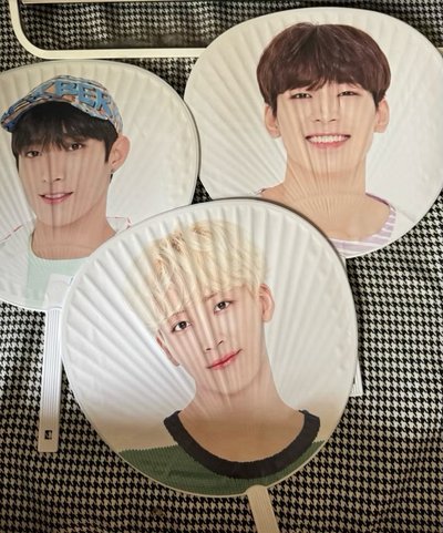 (現貨)seventeen happy ending 日巡 淨漢 圓佑 碩珉 大扇 扇子 演唱會