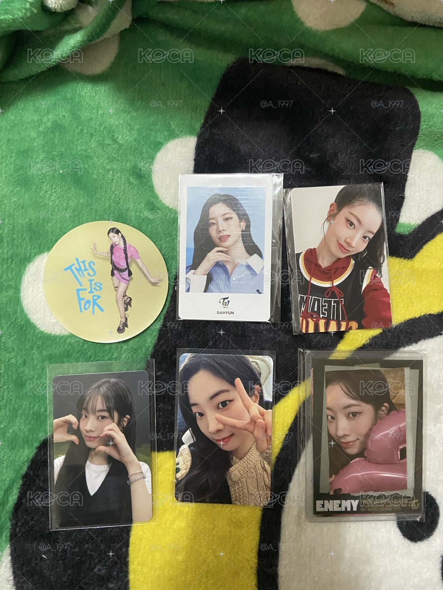 TWICE多賢官方小卡、特典小卡
