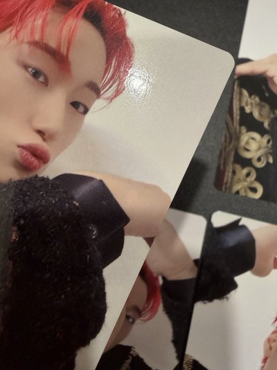 四格愛心紅髮傘🐱