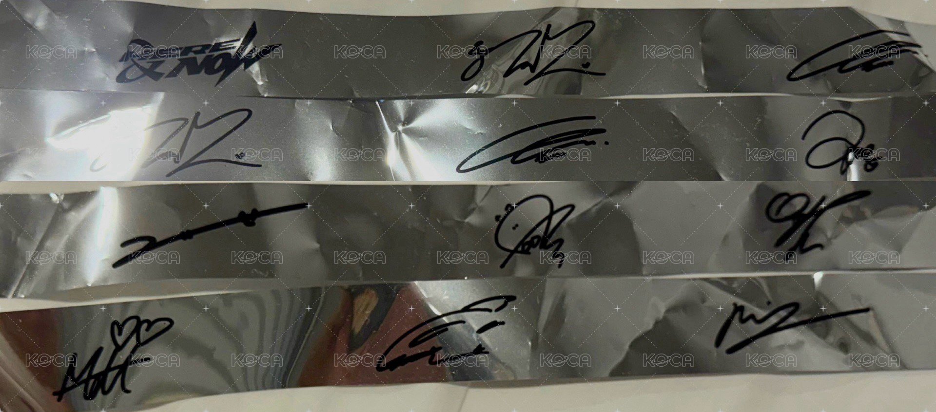 9人簽名logo彩帶