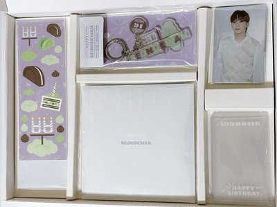 Seventeen 生日禮盒 夫勝寛