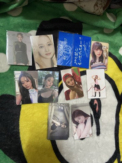 TWICE子瑜官方小卡專卡