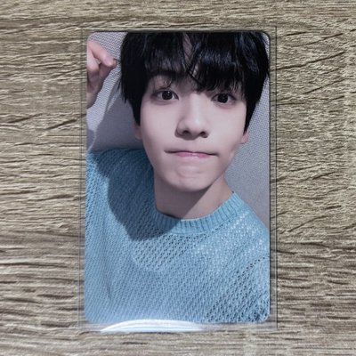 彬中背 “小兔保佑你 萬事勝意”