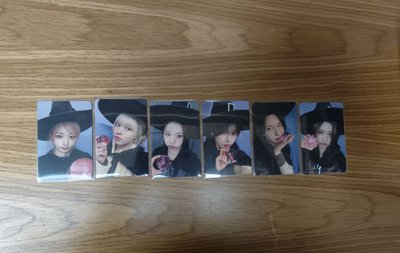 塔羅一套（特殊卡背）