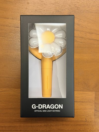 「現貨在台」 權志龍 GD 週邊 G-DRAGON Übermensch 首爾安可演唱會 黃色 小花手燈