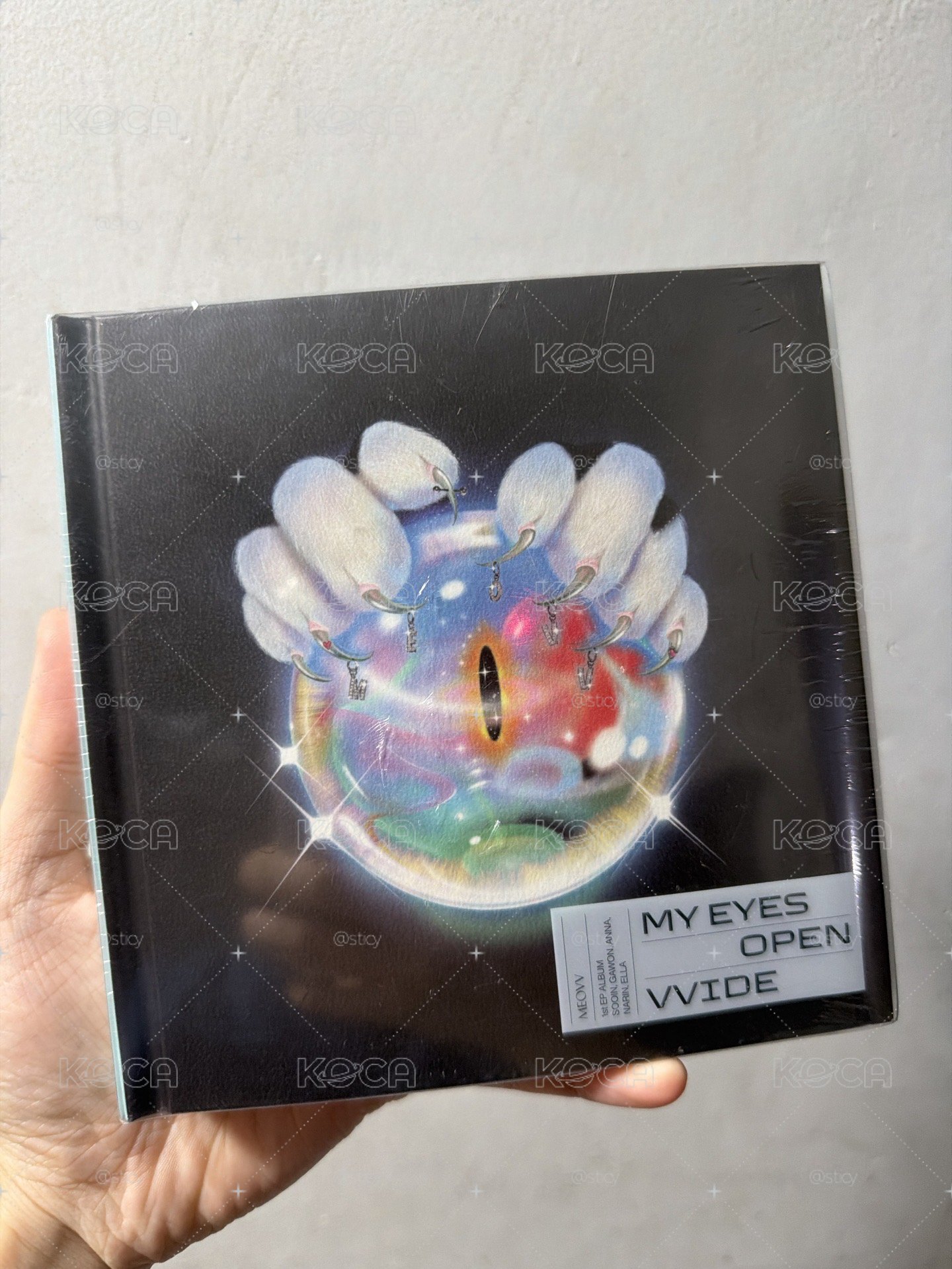 MEOVV專輯