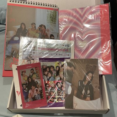 Apink 2023 Season’s Greeting 年曆組