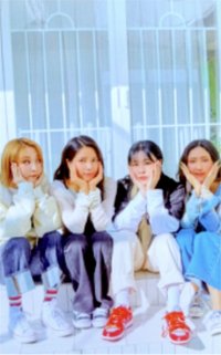 2021 SEASON'S GREETINGS：딩가딩家 年曆卡 