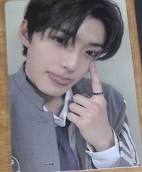 圖一上左（制服）