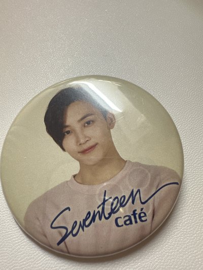 SEVENTEEN 17’CAFE徽章 淨漢