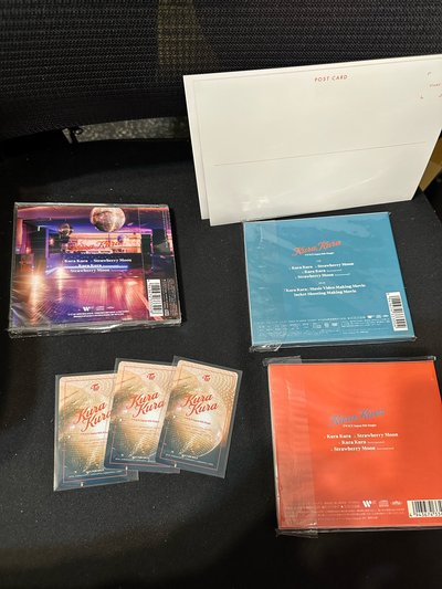TWICE 8th Single KURA KURA 初回限定和通常盤