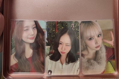 VIVIZ櫻花季小卡一套