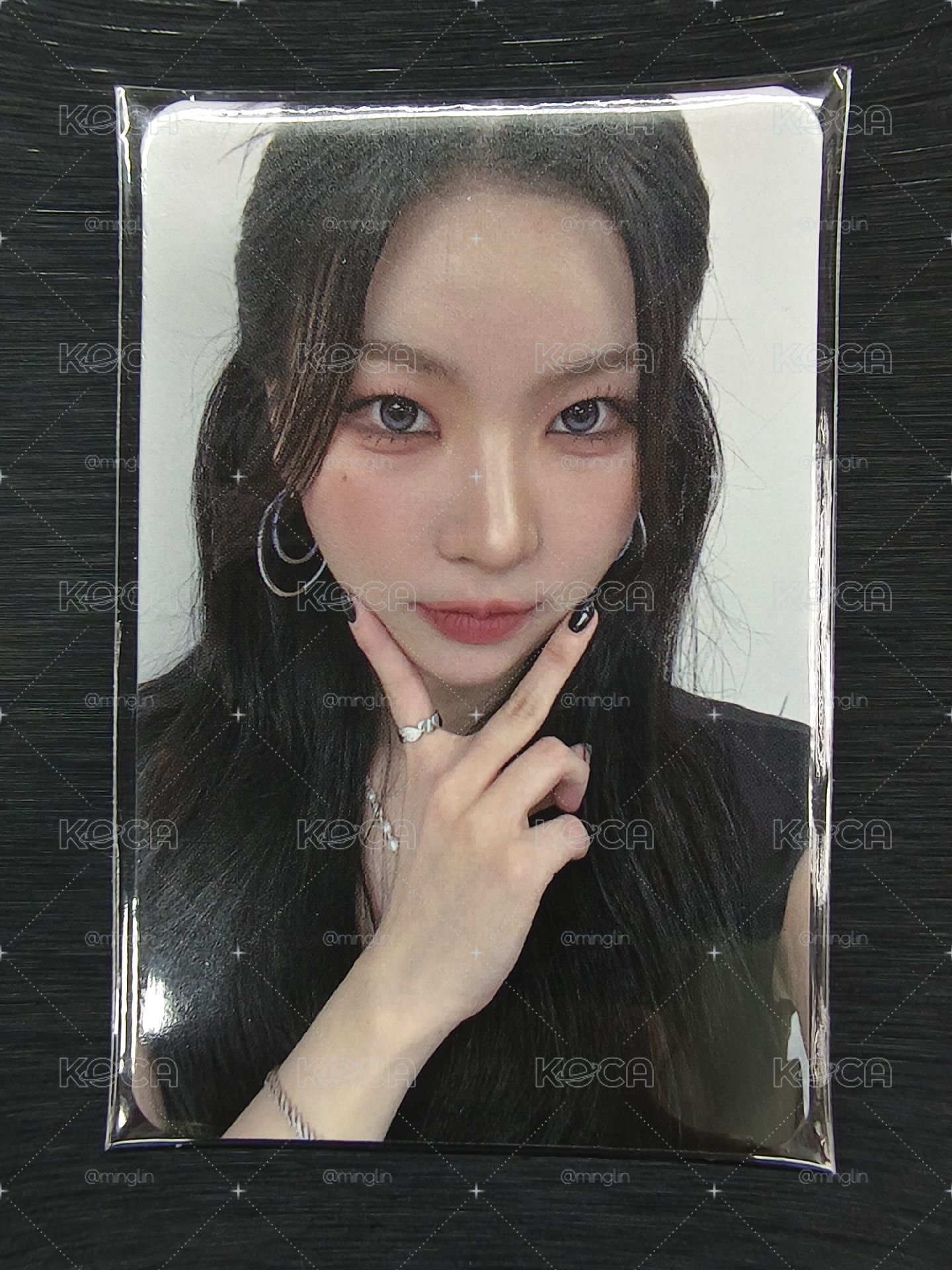 AYEON MIRROR INTO OURSELVE 入場卡
