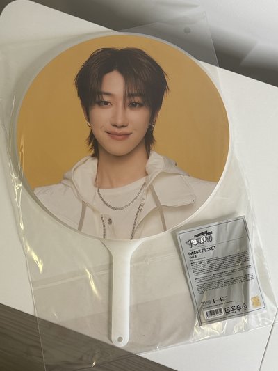 徐明浩 THE8 follow again 大扇 扇子 奶黃八