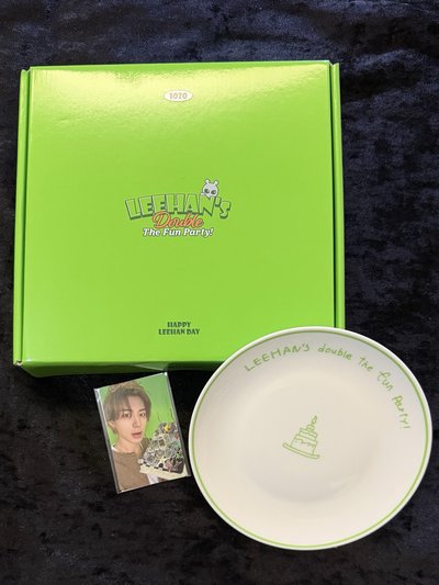 ✨ 【2025 李涵生日周邊｜蛋糕盤 / 立牌/卡包】 ✨