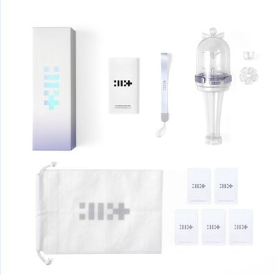 【預購/免二補】ILLIT 手燈（含卡）