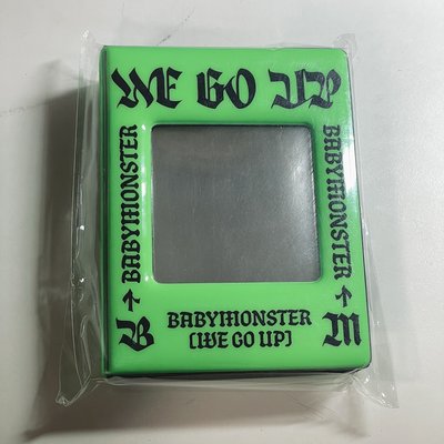 WE GO UP 粉球 零錢包 卡冊