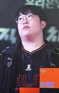 26HLE 會員 二月 會員禮卡 moment