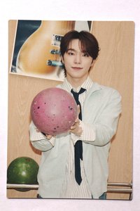 HOLIDAY 隨機卡 60