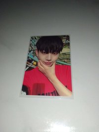 歐巴的臉很好捏你要不要捏捏看