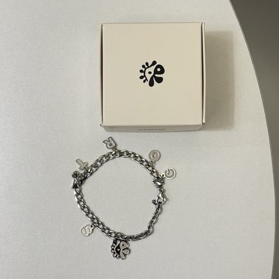 Cortis 手鍊+團卡