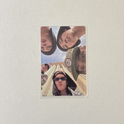 Cortis 手鍊+團卡