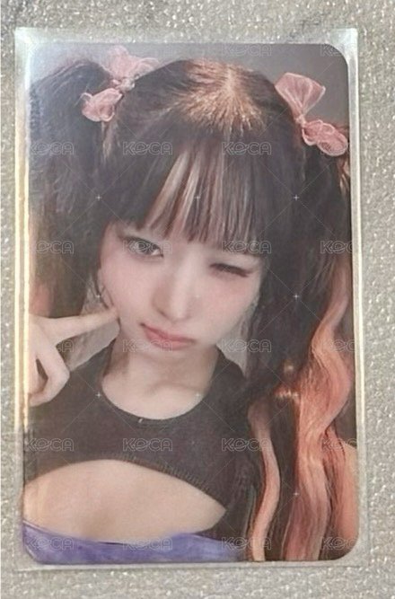 雙馬尾戳臉怜