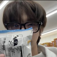 褆