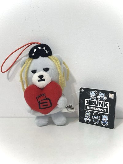 BIGBANG TAEYANG KRUNK 抱心娃