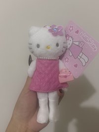 長腿粉紅色洋裝