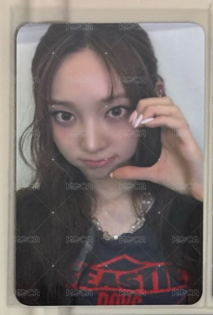 小貓比心