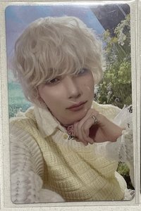 THIS 金髮小兔