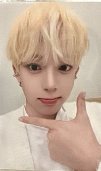 志恩自拍(需多帶100）