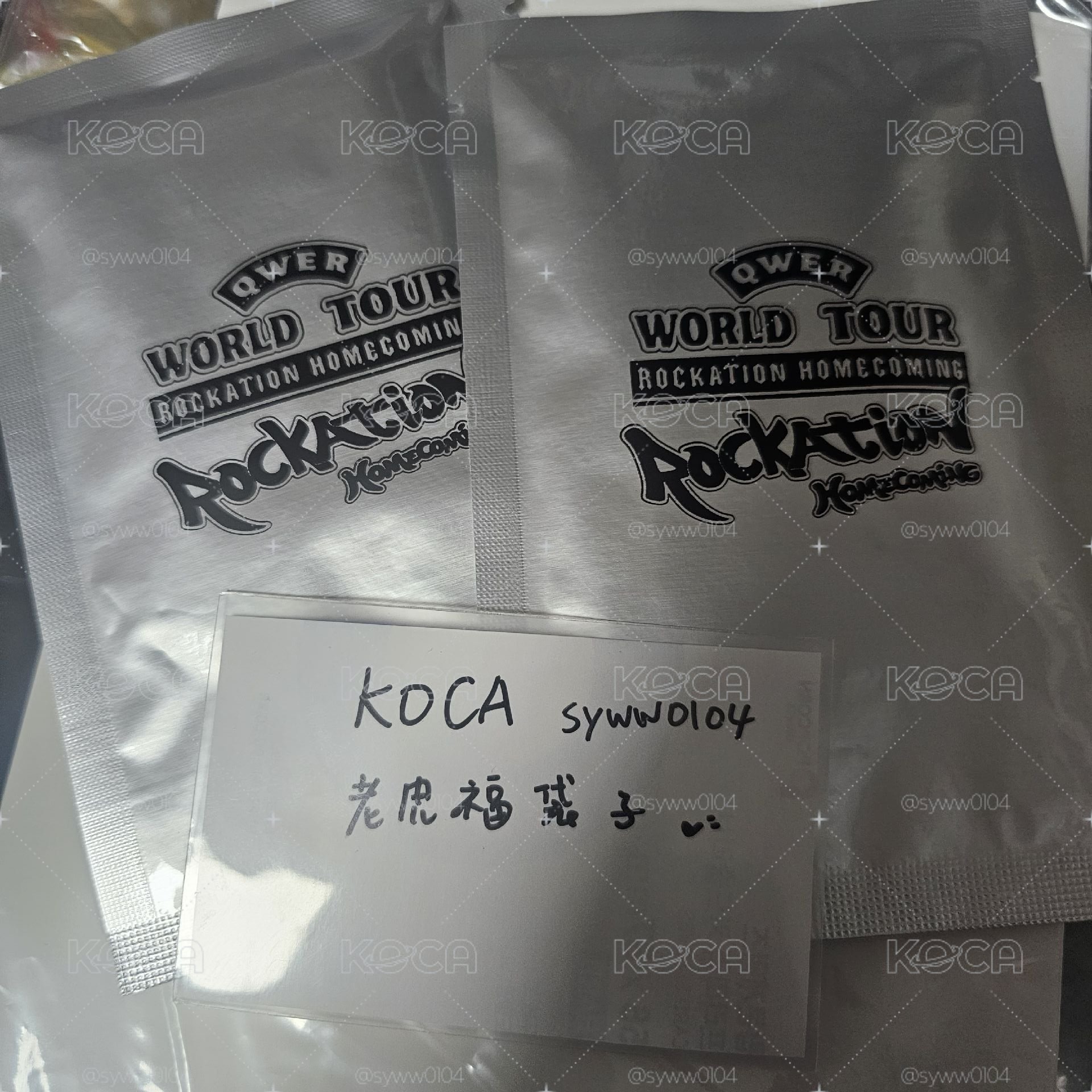 QWER 一巡安可週邊